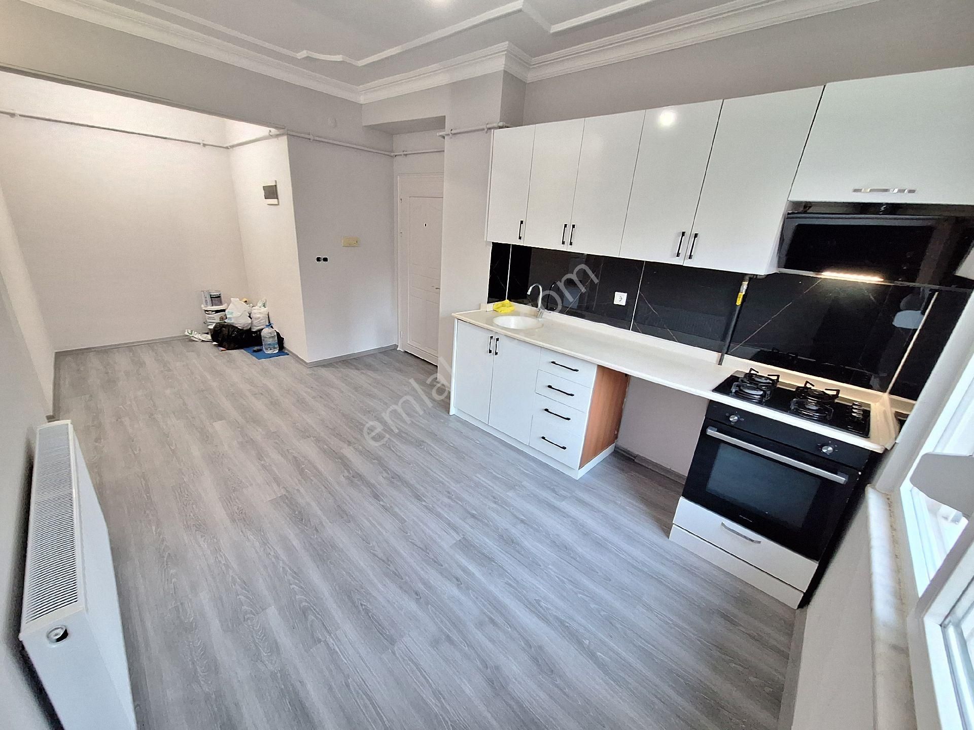 Antalya Konyaaltı Mollayusuf Mahallesinde Doğalgaz Kombili Ayrı Mutfaklı Geniş 1+1 Daire - Görsel 28