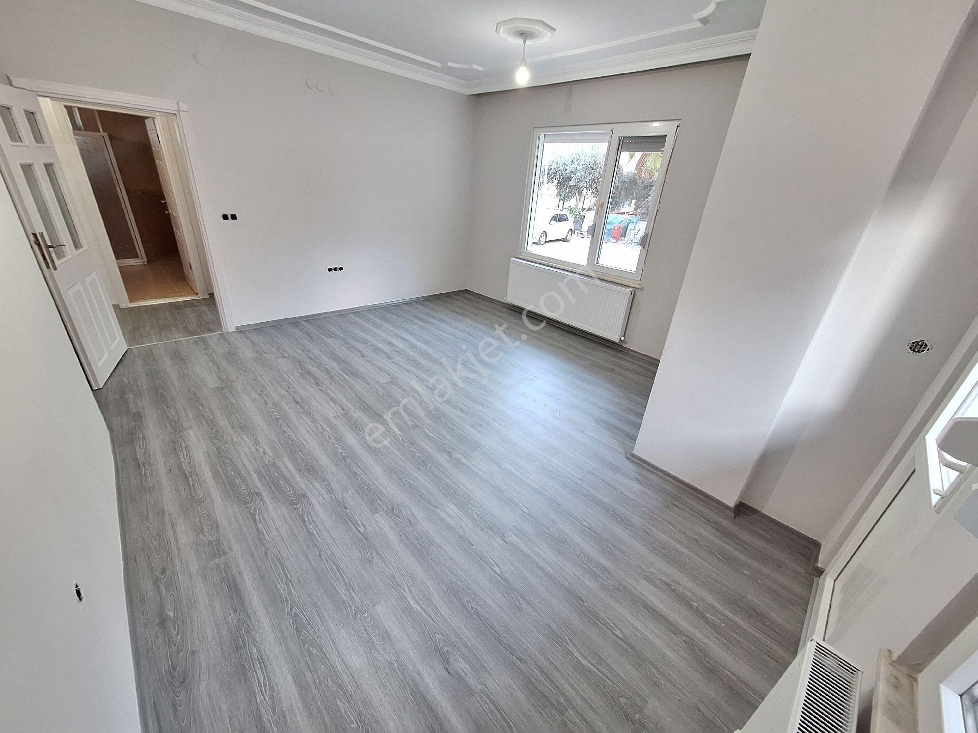 Antalya Konyaaltı Mollayusuf Mahallesinde Doğalgaz Kombili Ayrı Mutfaklı Geniş 1+1 Daire - Görsel 30