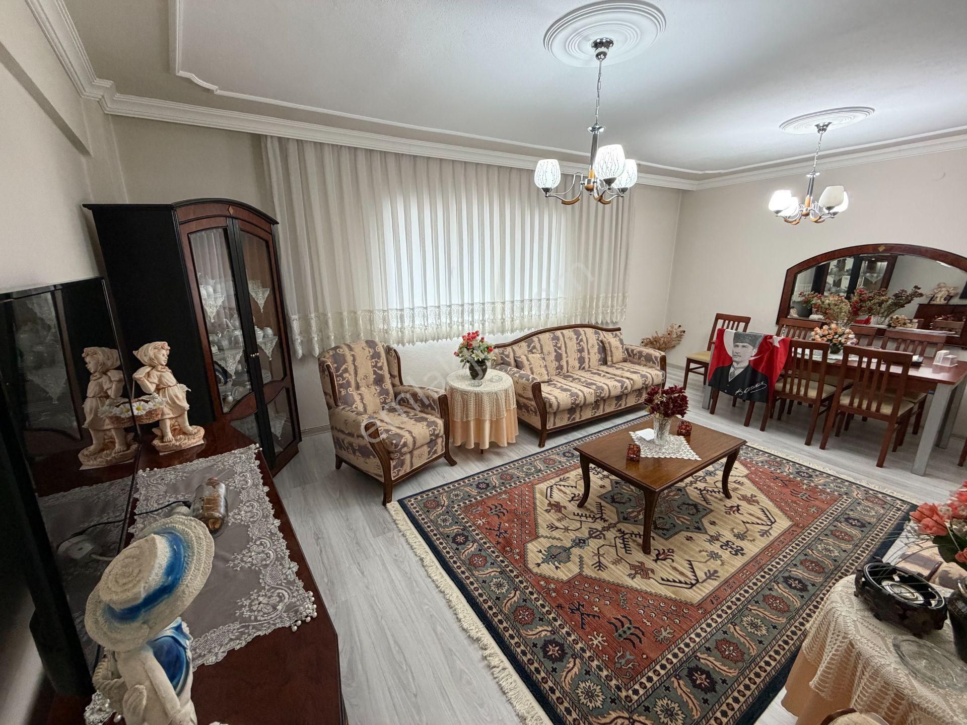 Central 35 İnkılap Mh 3+1 158 M2 Ayrı Mutfak Çift Cephe Arakat - Görsel 7