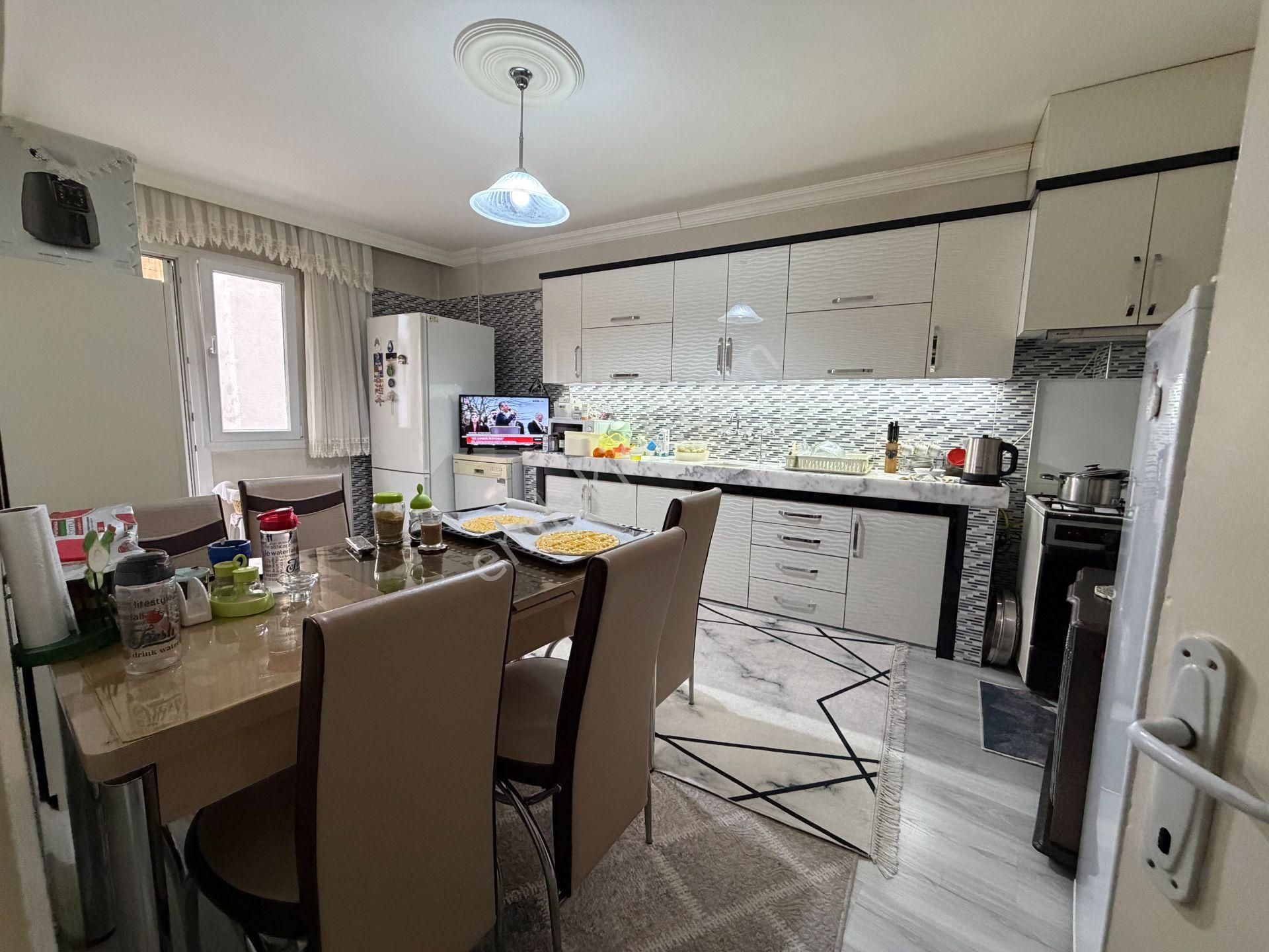 Central 35 İnkılap Mh 3+1 158 M2 Ayrı Mutfak Çift Cephe Arakat - Görsel 24