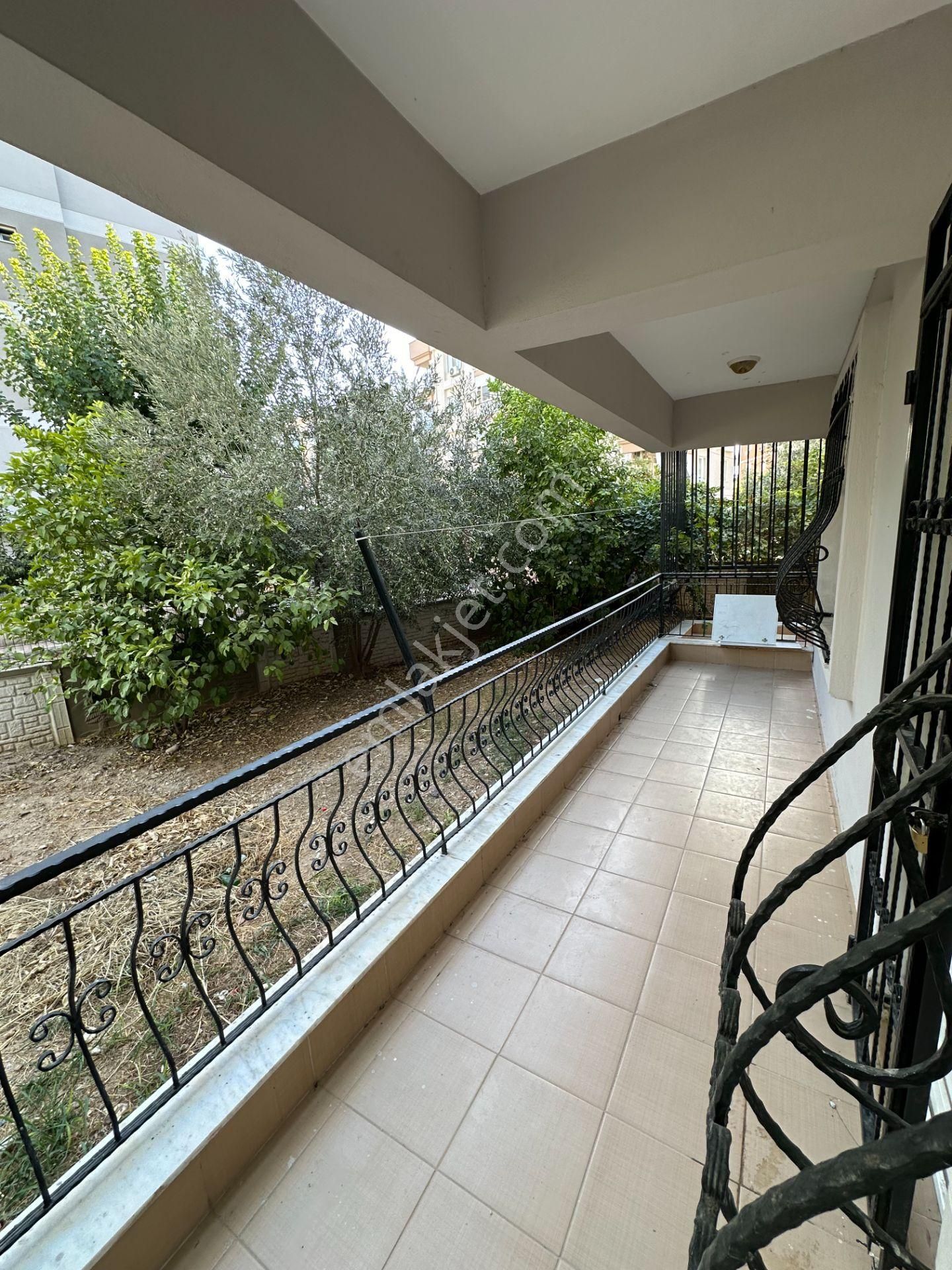 Nadire Konuk Yakını Çok Geniş Ayrı Mutfaklı 1+1 - Görsel 8