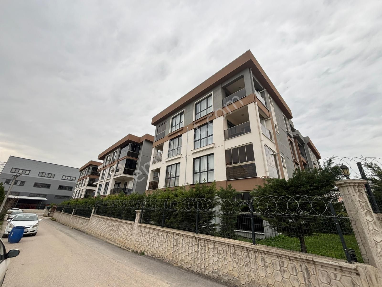 Sınırsız Kredi İmkanı 2+1 Havuzlu Site İçi Kat Mülkiyetli Daire - Görsel 2