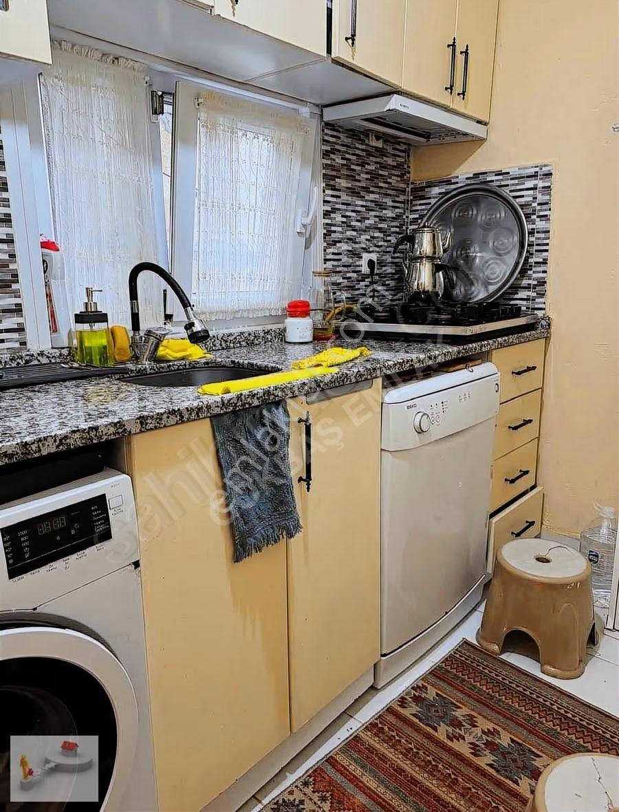 Gökbaş Emlaktan Balatta Satılık 4 Katlı Kargir Ev - Görsel 21