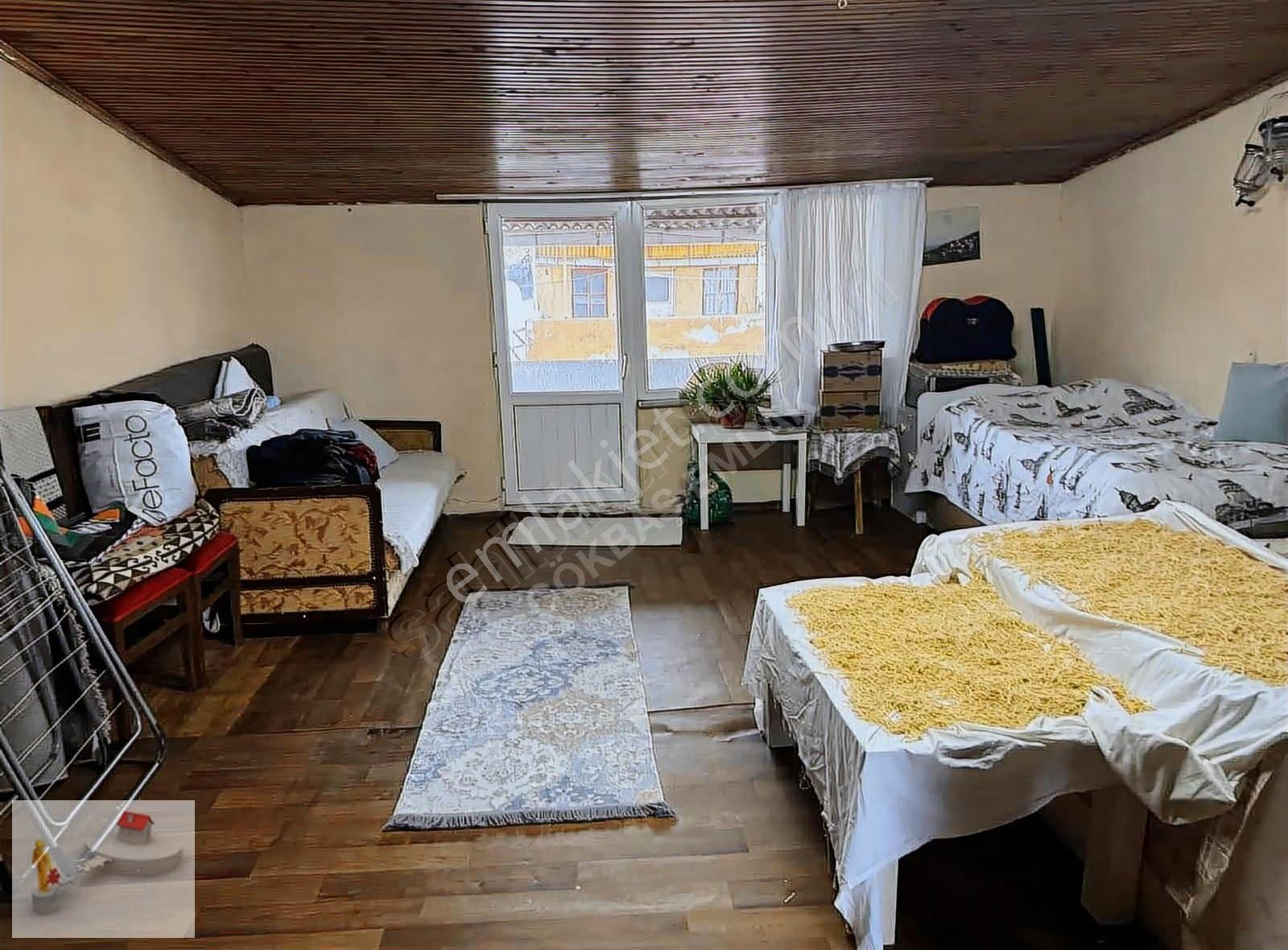 Gökbaş Emlaktan Balatta Satılık 4 Katlı Kargir Ev - Görsel 32