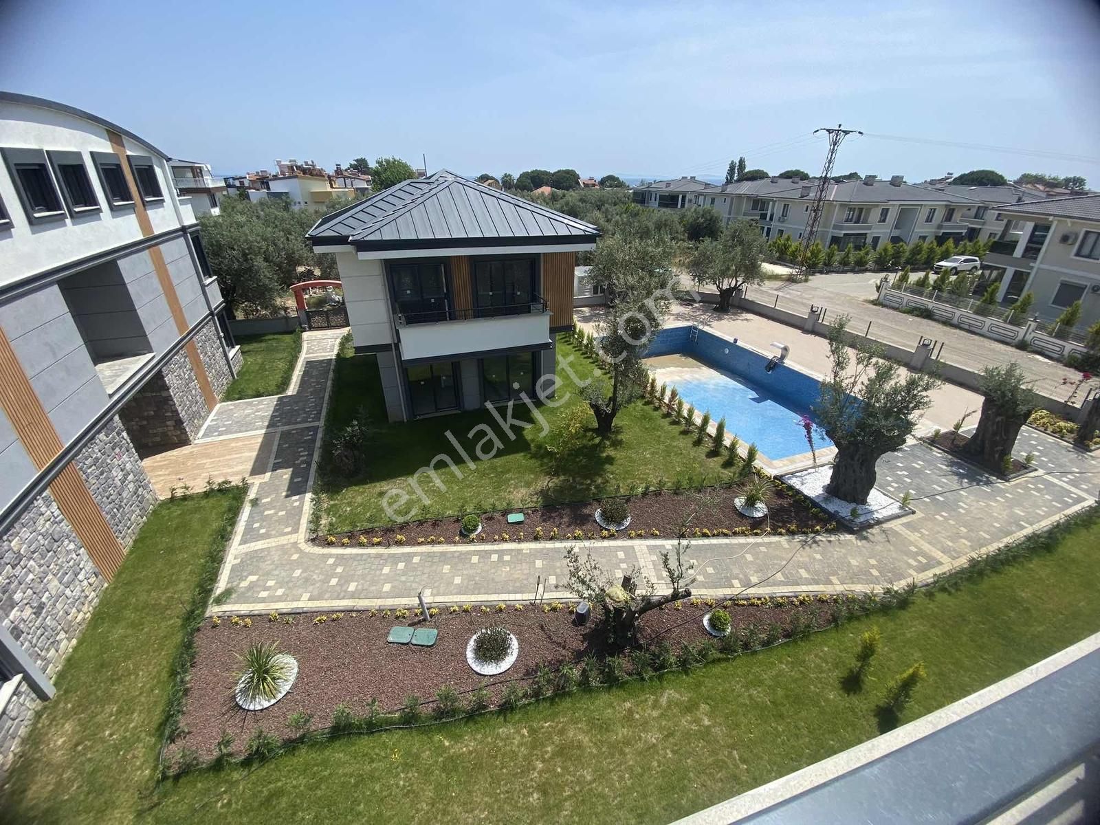 3+1 Havuzlu Sitede En Güzel Deniz Narlıda Çatı Dublexs - Görsel 8