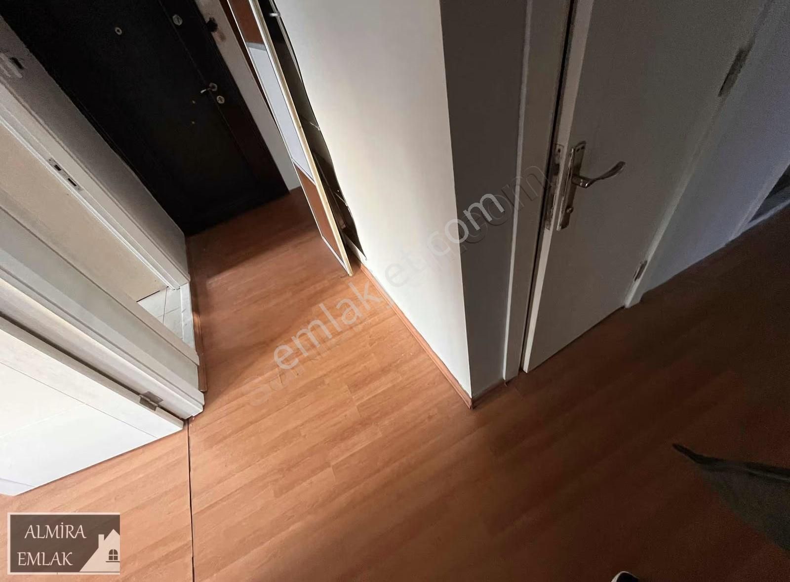 Acil Satılık Park Manzaralı 3+1 Köşe Metro Yakını Otoparklı - Görsel 23