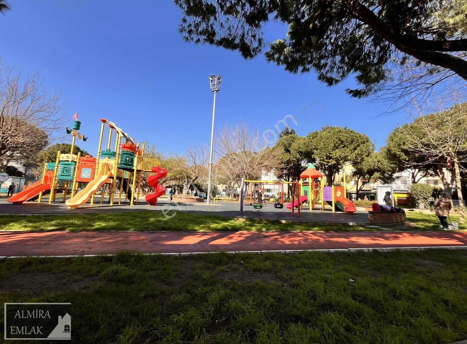 Acil Satılık Park Manzaralı 3+1 Köşe Metro Yakını Otoparklı - Görsel 20