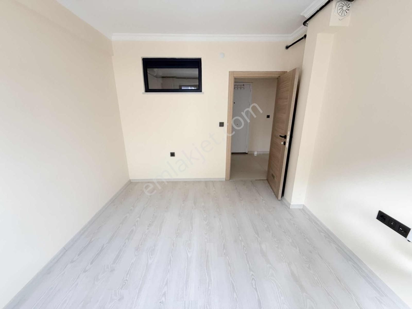 Özbey Emlaktan Çamlıca Mh Kiralık Ara Kat 1+1 - Görsel 13