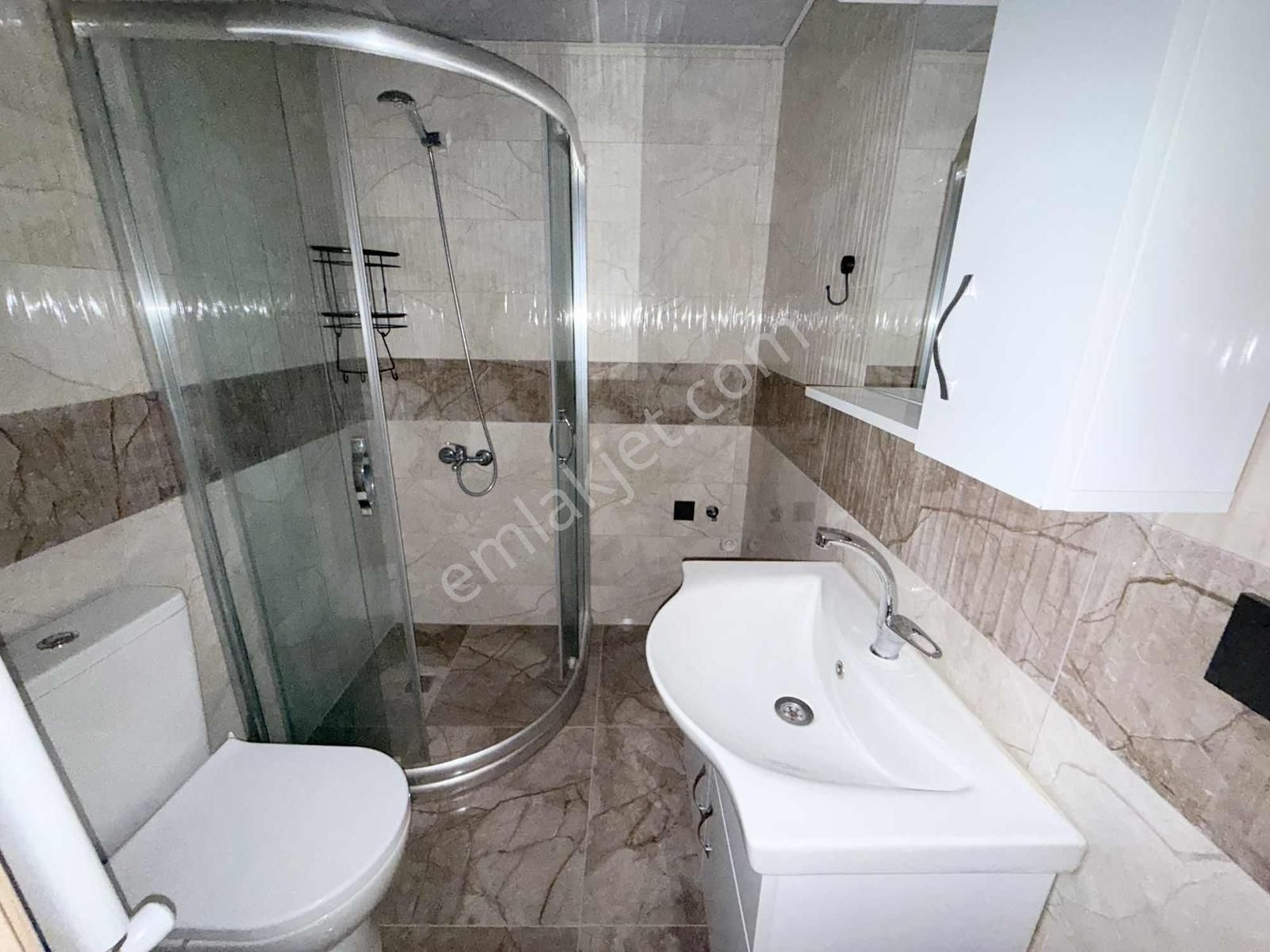 Özbey Emlaktan Çamlıca Mh Kiralık Ara Kat 1+1 - Görsel 5