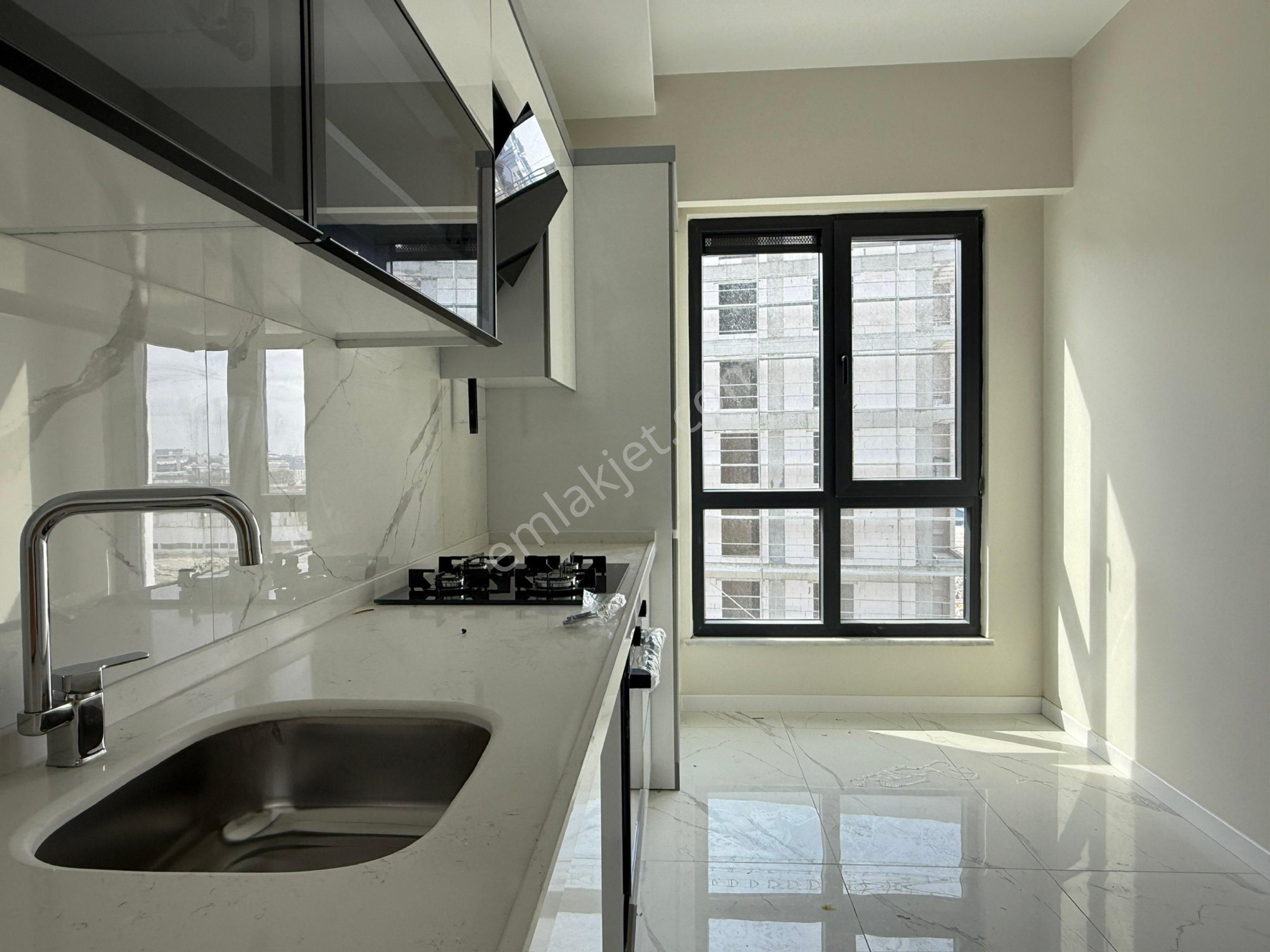 Çerkezköy Starbucks Arkası Sitede 2+0 Amerikan Mutfaklı Daire - Görsel 5