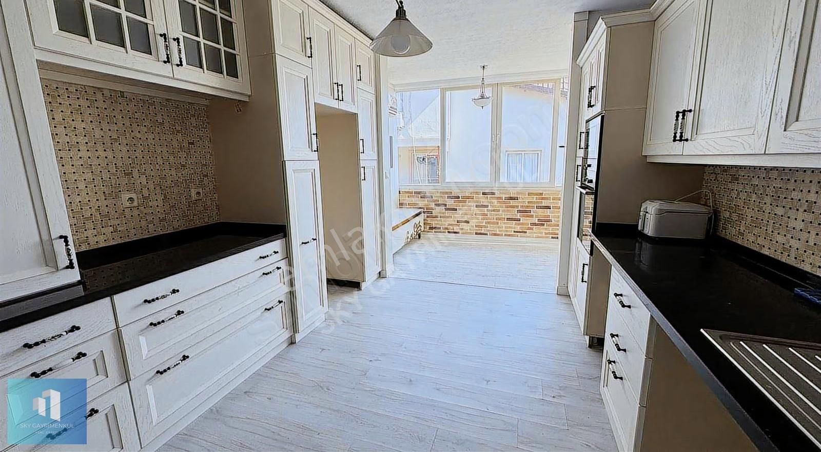 Marmaris Armutalan'da Geniş, Satılık 4+1 Dubleks Daire - Görsel 5