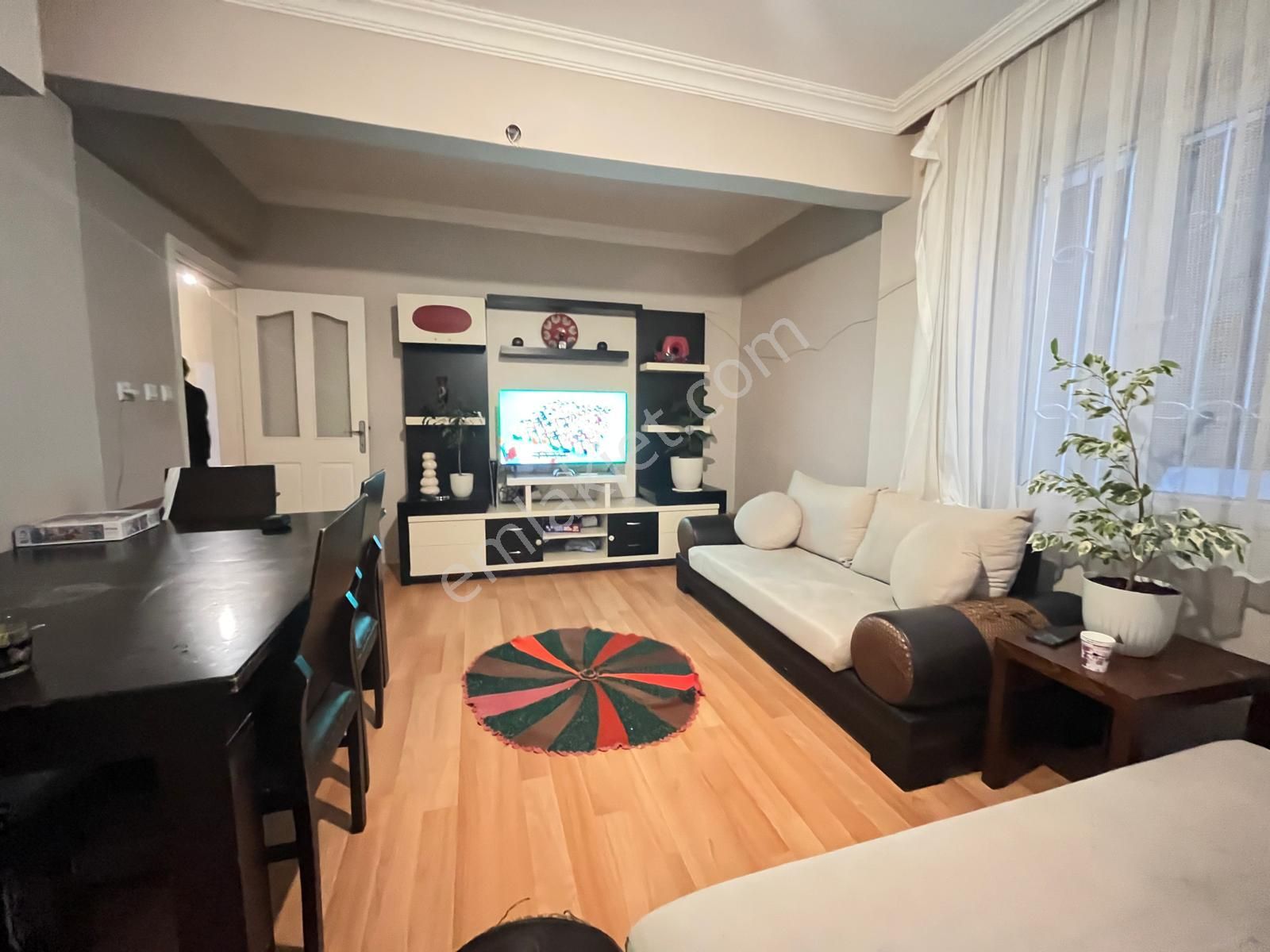 Loft'tan Tevikbey Mh Armoni Parka Yakın 2+1 100m2 Satılk Bahçe Kat Daire