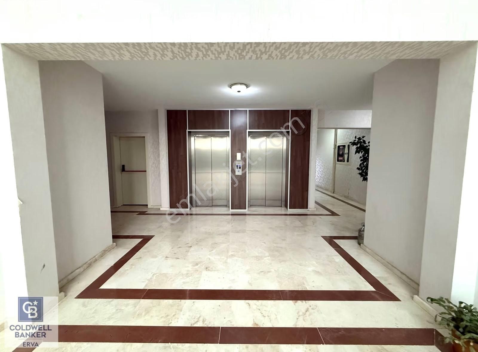 Yaşamkent Perla 3 Sitesi Full Yapılı Muhteşem 230m2 4+1 Daire - Görsel 10