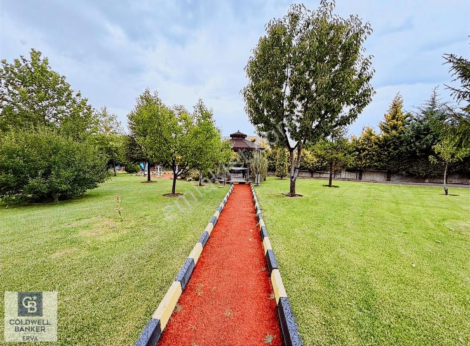 Yaşamkent Perla 3 Sitesi Full Yapılı Muhteşem 230m2 4+1 Daire - Görsel 14