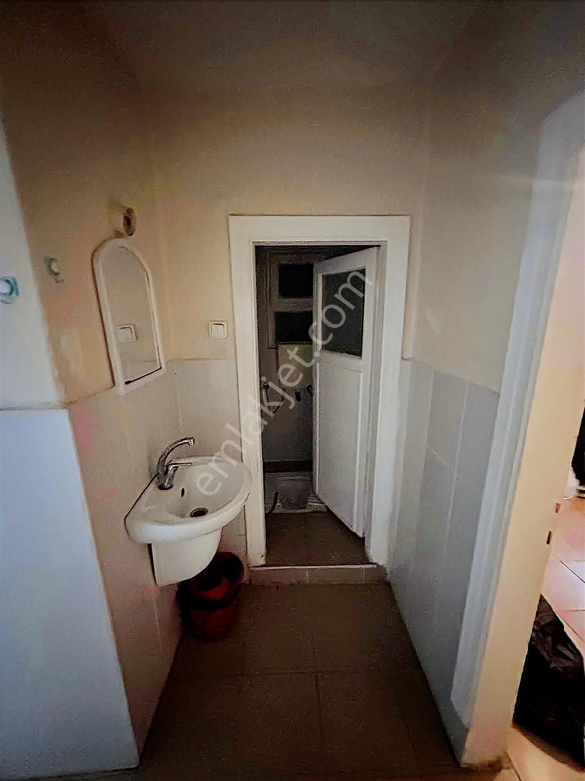 Yusufpaşa Hacı Bayram Mektebi Sokak 2+1 75m2 Bodrum Kat - Görsel 11