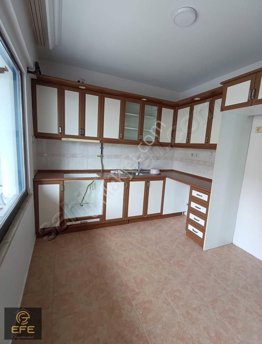 Efe Gayrimenkulden Beşirlide Ful Manzaralı 3+1 Daire - Görsel 9
