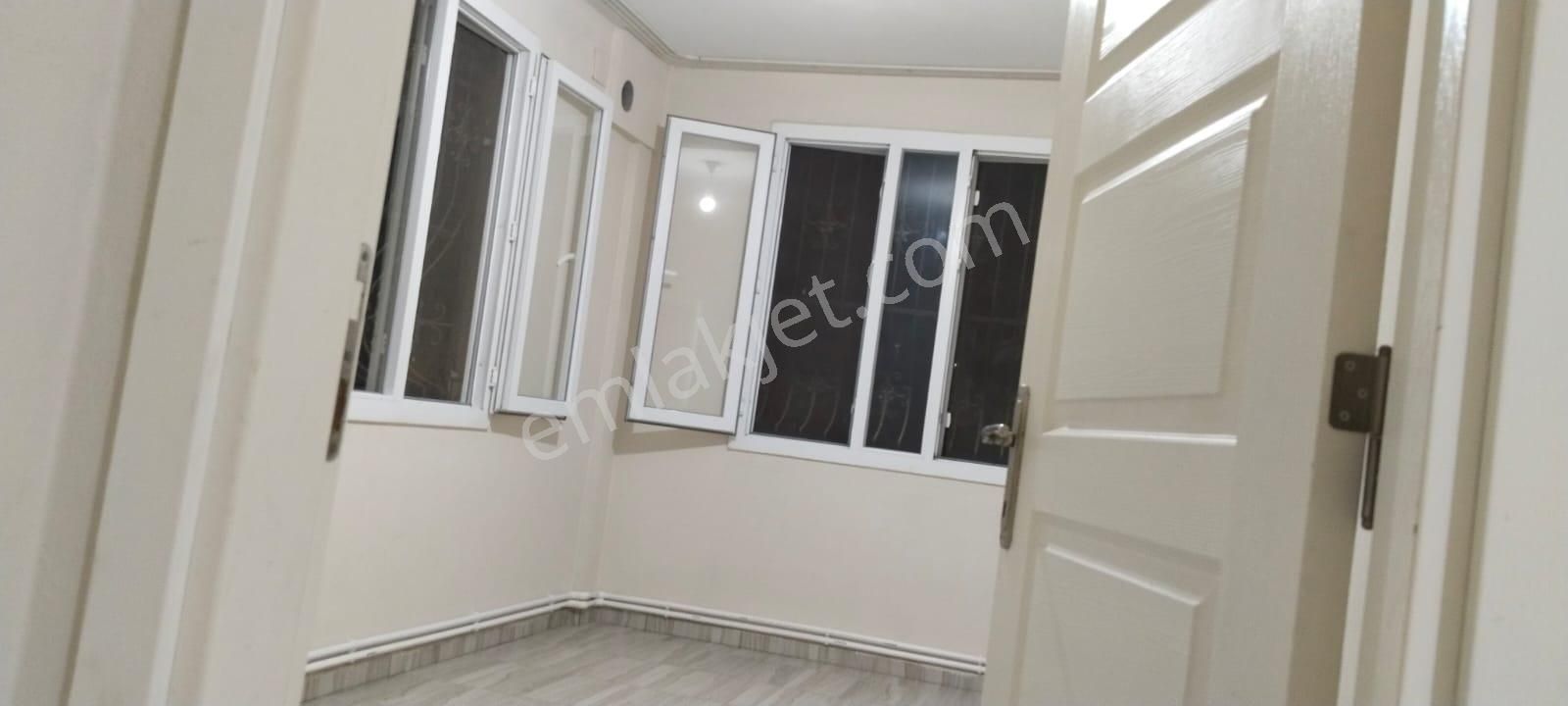 Adana Sarıçam Kozan Yolunda Buruk Mezarlığına Yakın Konum Doğalgazlı Müstakil Kiralık Fırsat Daire - Görsel 4