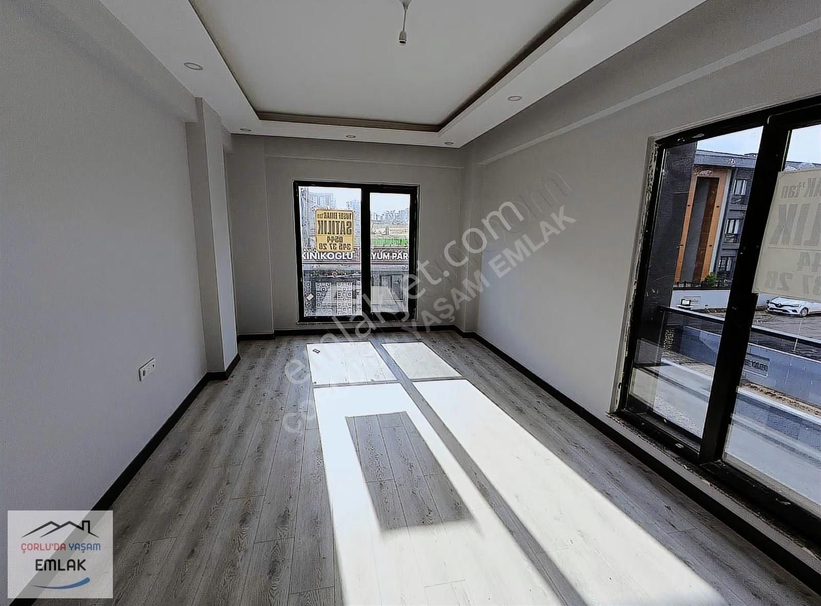 Hürriyet Mah.site İçerisinde Satılık Bahçe Katı Sıfır 2+1 Daire - Görsel 9