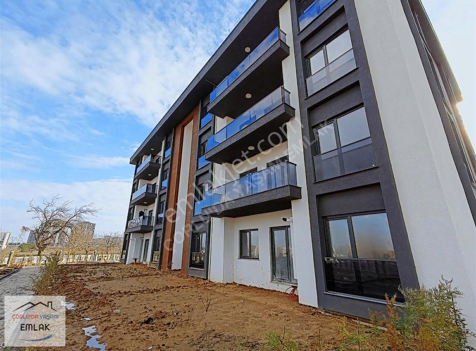 Hürriyet Mah.site İçerisinde Satılık Bahçe Katı Sıfır 2+1 Daire - Görsel 13