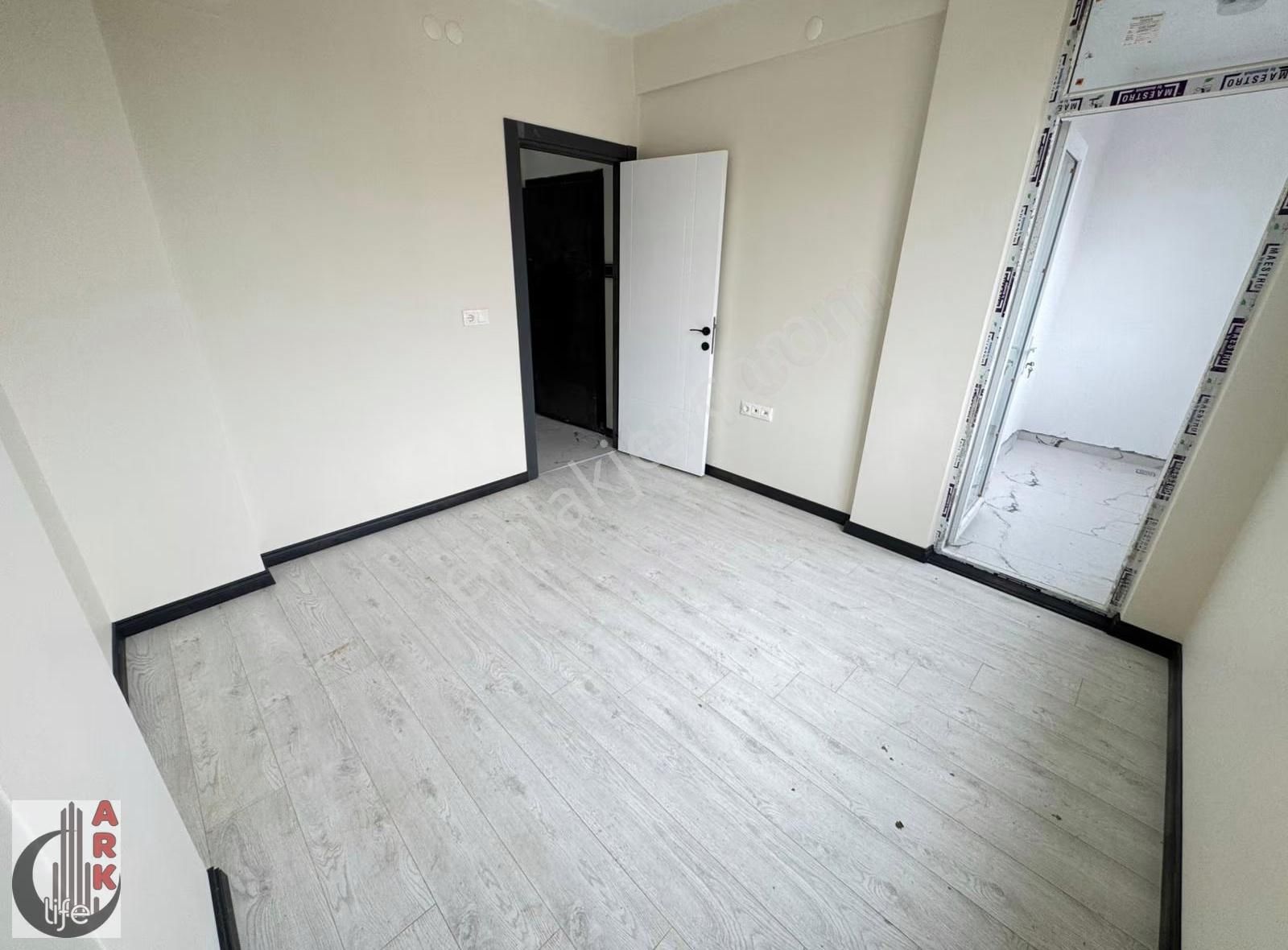 Ark Life'dan Çamlıca Mah.birlik Caddesi Yakını 50m² 1+1 Daire - Görsel 6