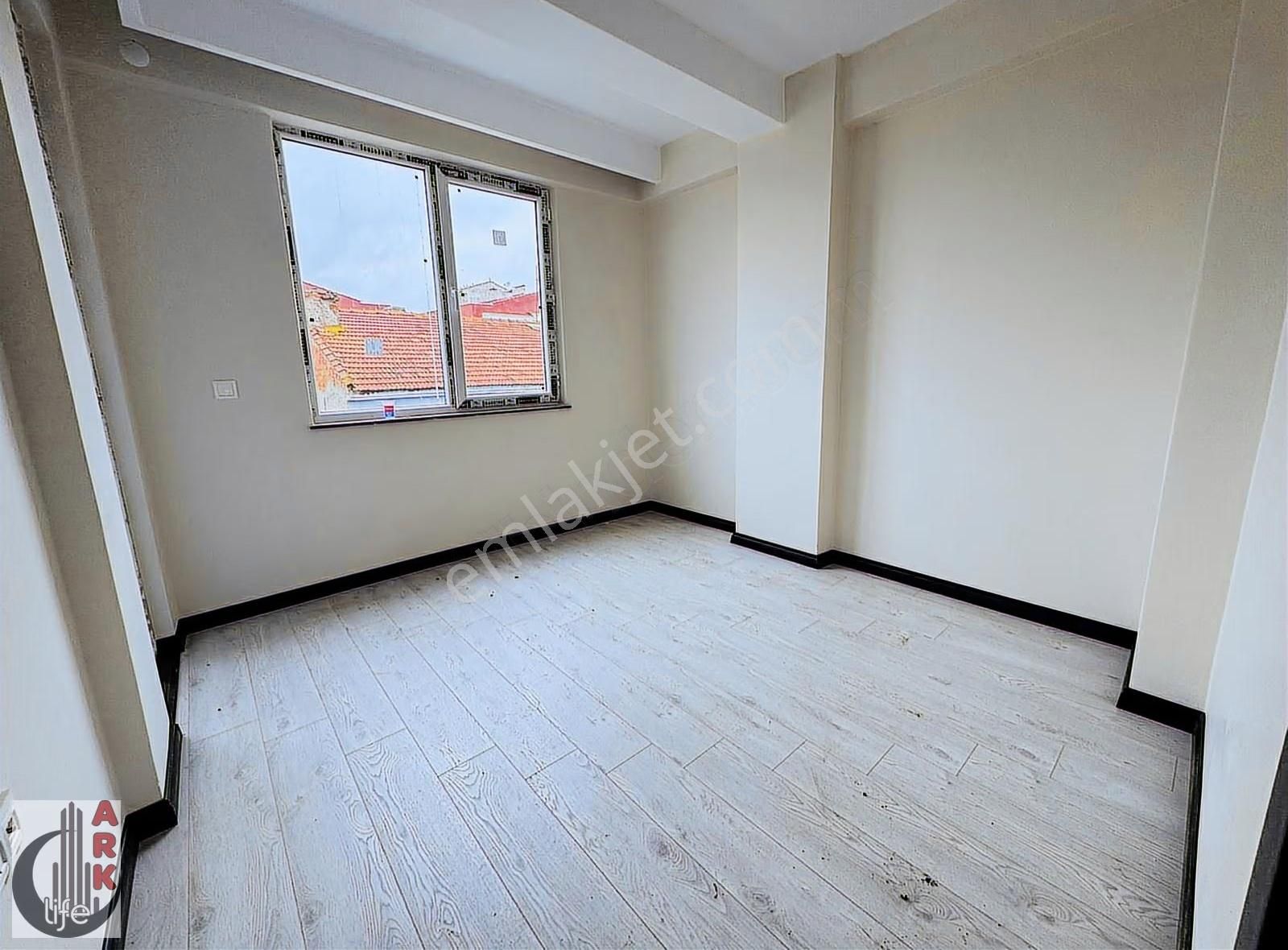 Ark Life'dan Çamlıca Mah.birlik Caddesi Yakını 50m² 1+1 Daire - Görsel 12