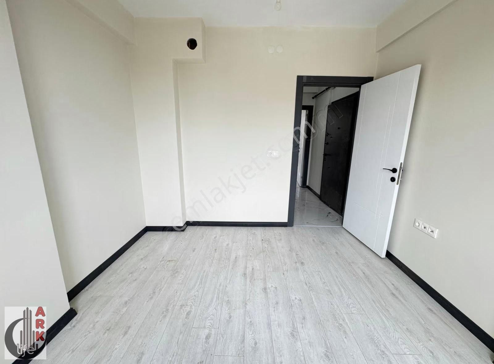 Ark Life'dan Çamlıca Mah.birlik Caddesi Yakını 50m² 1+1 Daire - Görsel 10