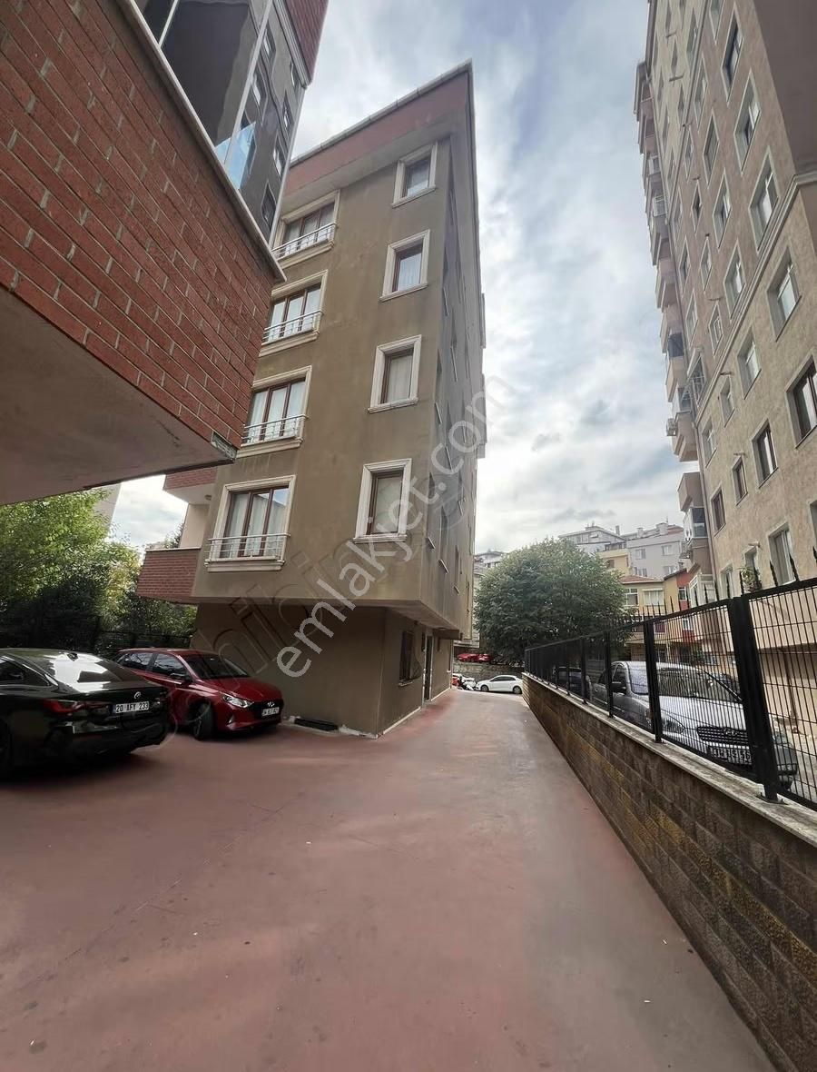 Ataşehir İçerenköy'de Site İçerisinde 2+1 Kiralık Arakat Daire - Görsel 10