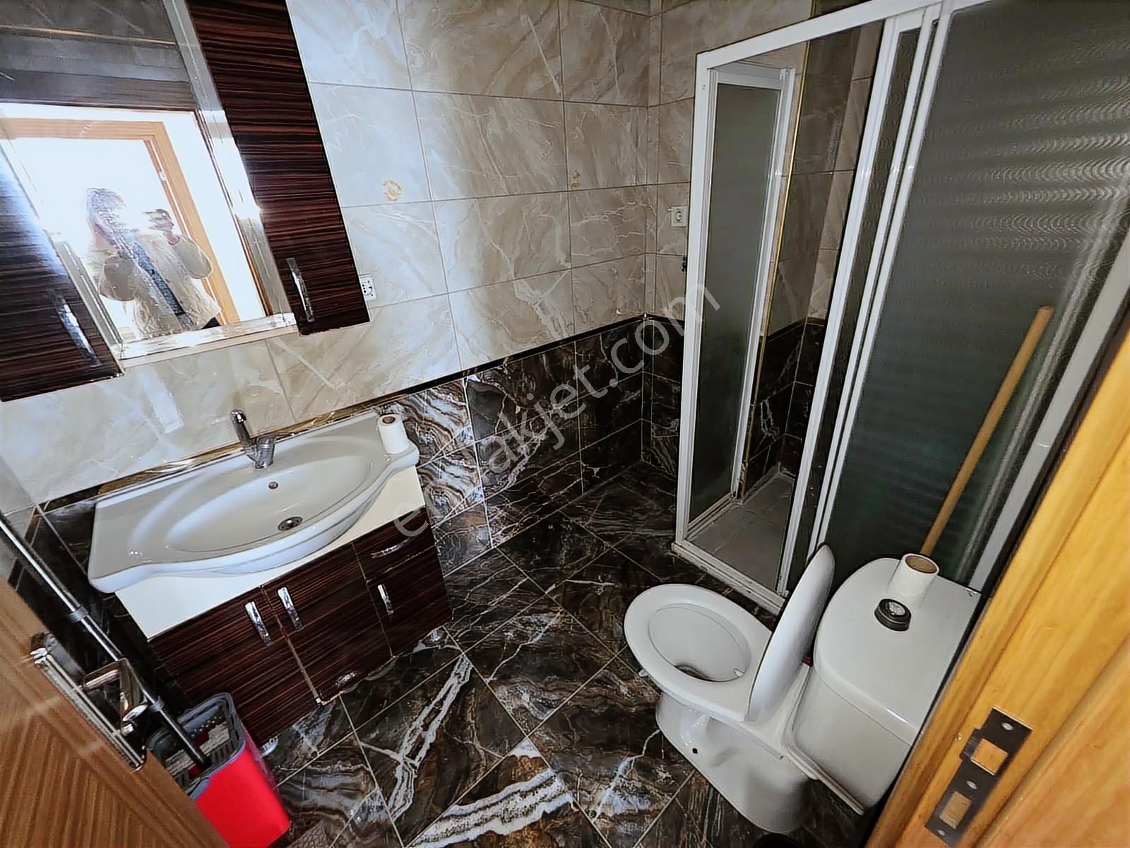 Ayvalı Caddesine 1 Bina Uzaklıkta Katta Yapılı 3+1 Daire - Görsel 7