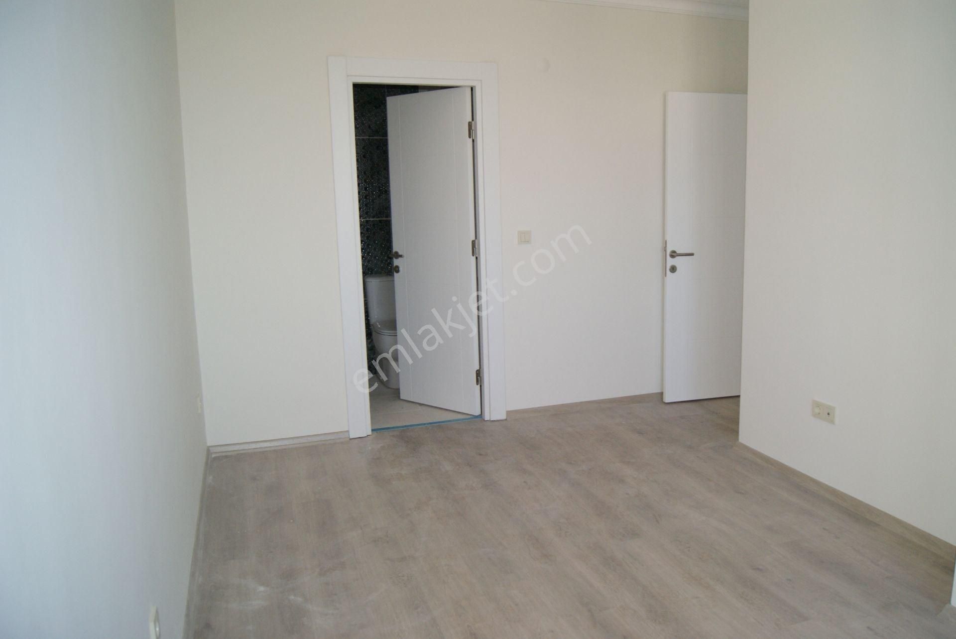 Ataşehir İnönü Mahallesi 19 Mayıs Cd Üzerinde Yeni Binada Sıfır 3+1 - Görsel 14