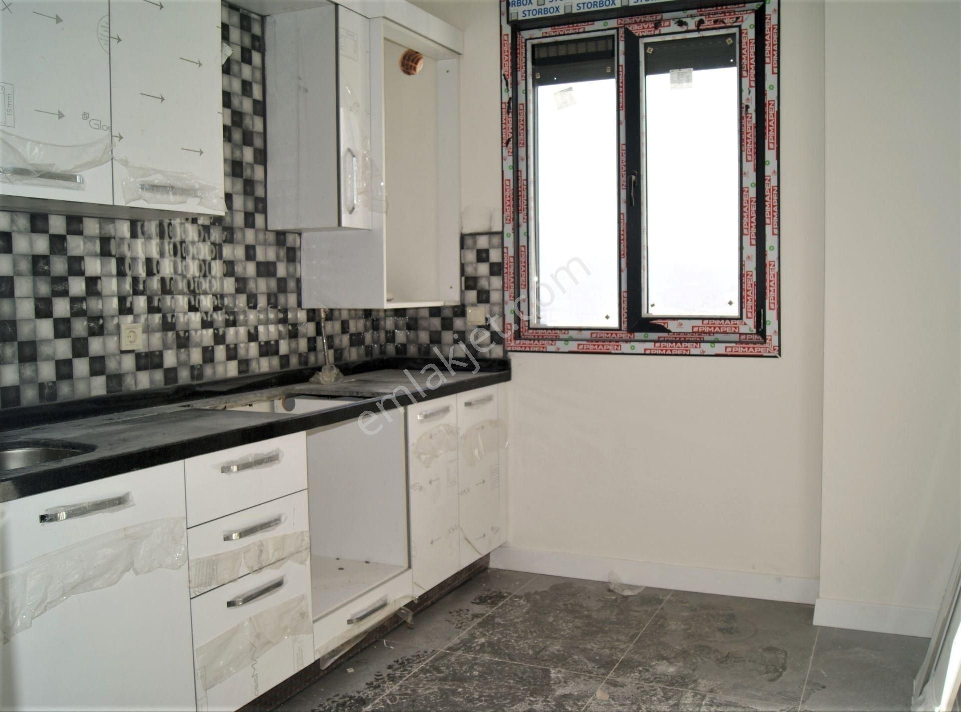 Ataşehir İnönü Mahallesi 19 Mayıs Cd Üzerinde Yeni Binada Sıfır 3+1 - Görsel 10