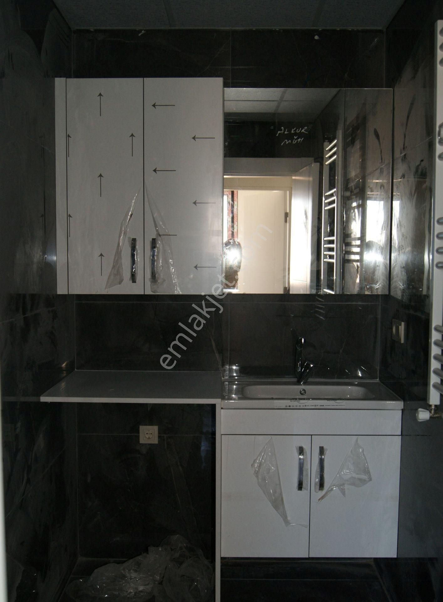 Ataşehir İnönü Mahallesi 19 Mayıs Cd Üzerinde Yeni Binada Sıfır 3+1 - Görsel 17