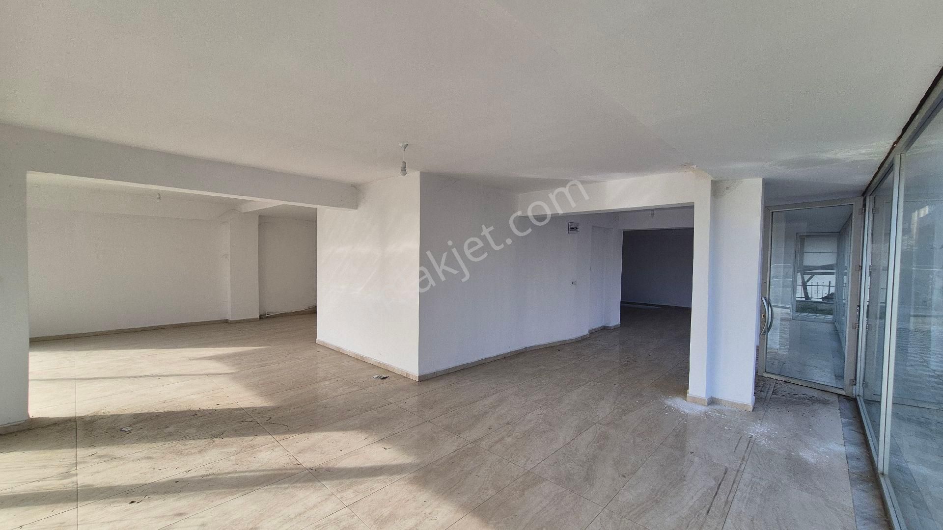 Arnavutköy Haraççı’da 369m² Kiralık Dükkan - Görsel 6