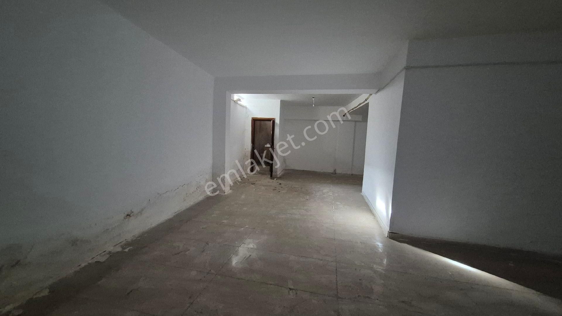 Arnavutköy Haraççı’da 369m² Kiralık Dükkan - Görsel 16