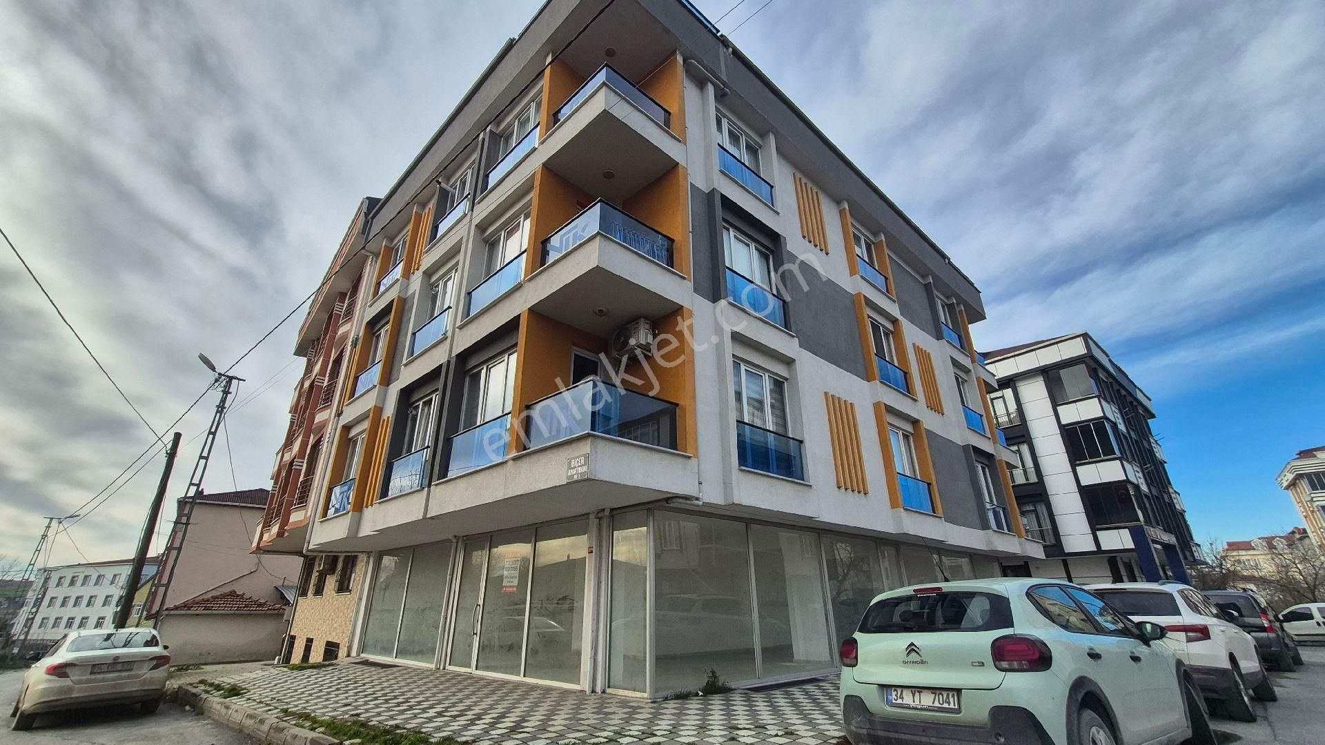 Arnavutköy Haraççı’da 369m² Kiralık Dükkan - Görsel 21