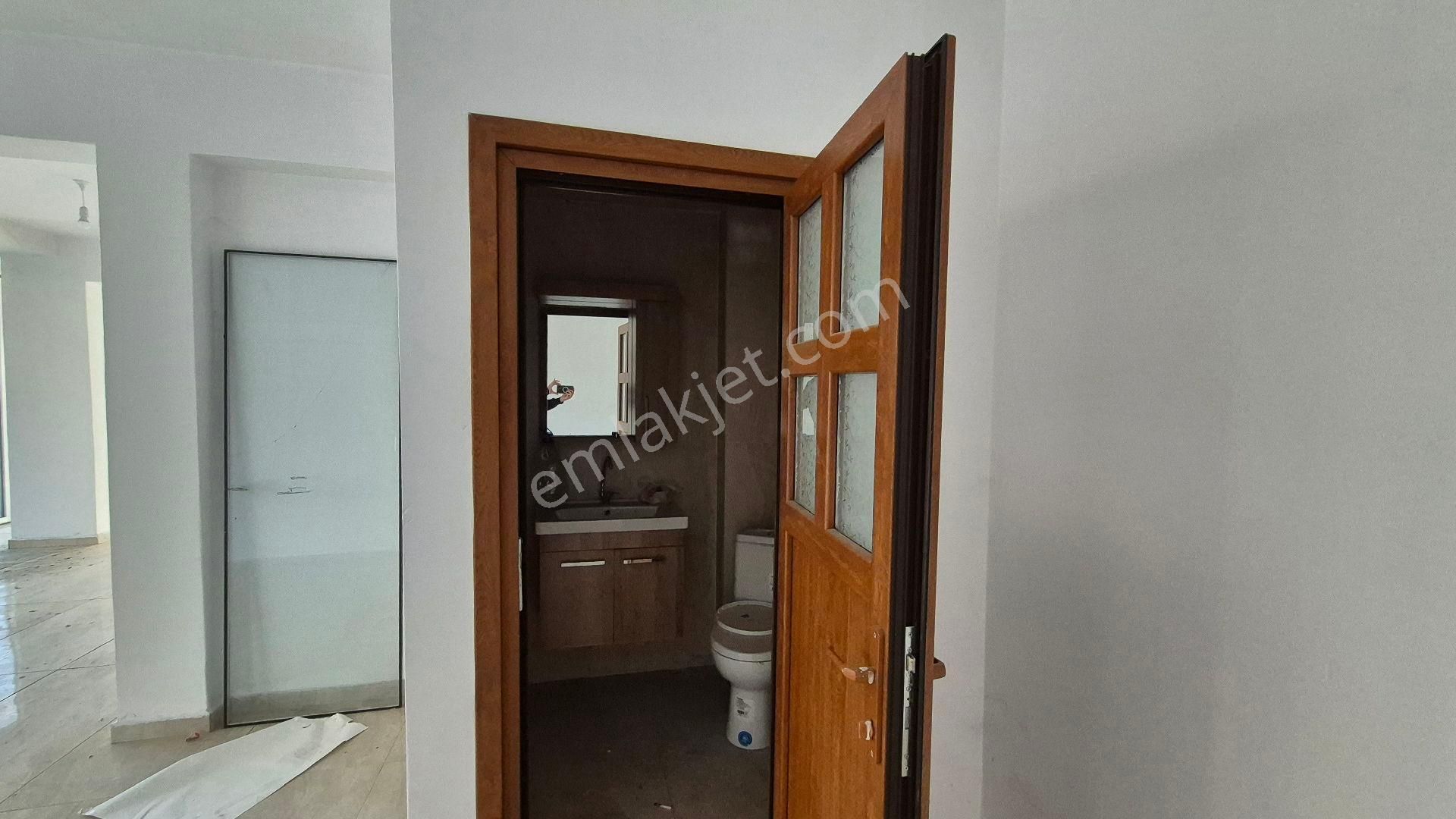 Arnavutköy Haraççı’da 369m² Kiralık Dükkan - Görsel 7