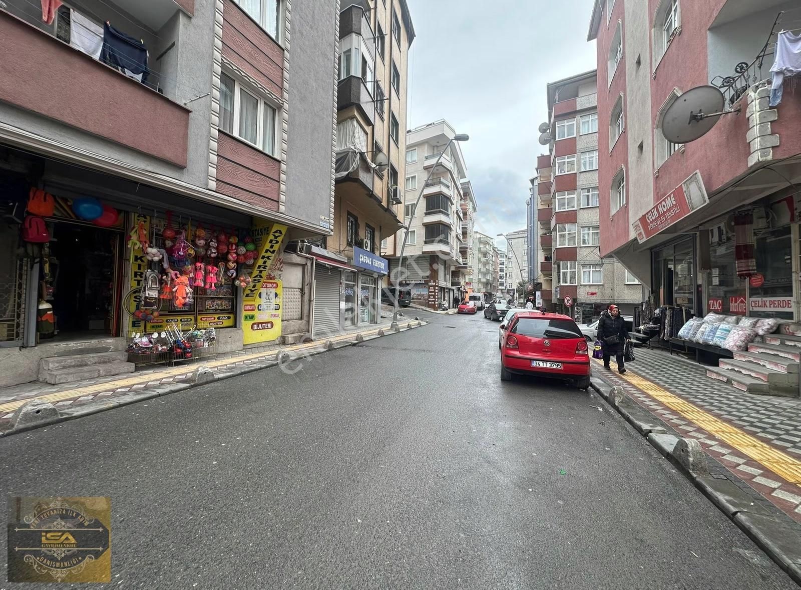 İsa Gayrimenkulden Satılık Cadde Üzeri 70 M2 Hisseli Dükkan - Görsel 3