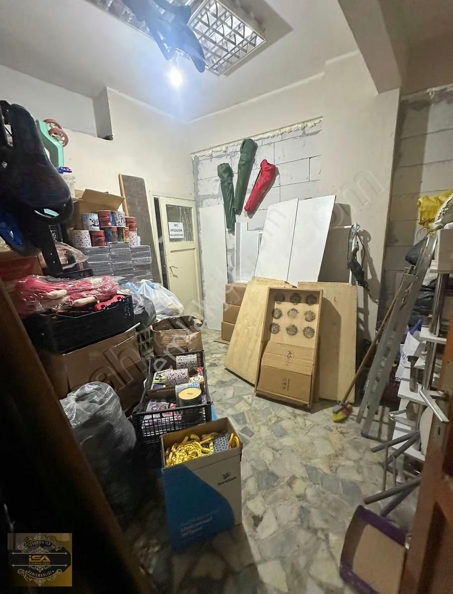 İsa Gayrimenkulden Satılık Cadde Üzeri 70 M2 Hisseli Dükkan - Görsel 8