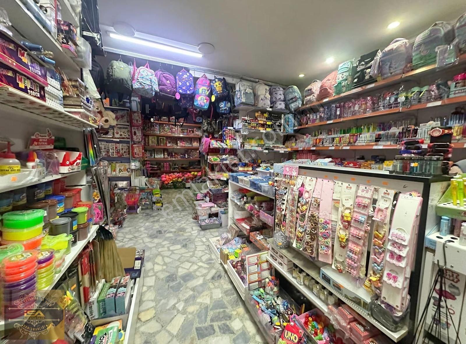 İsa Gayrimenkulden Satılık Cadde Üzeri 70 M2 Hisseli Dükkan - Görsel 2