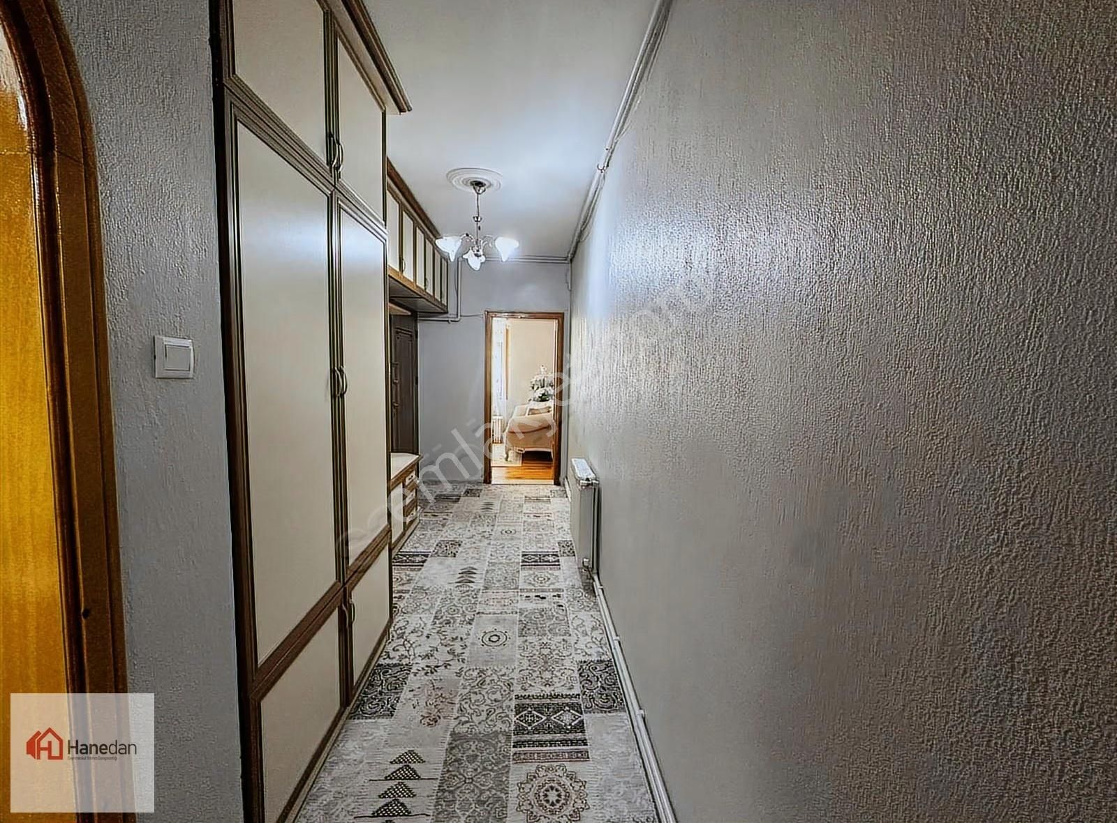 Hanedan'dan,araplar Mah.ak Cami Yakını 2+1 Bakımlı Satılık Daire - Görsel 2