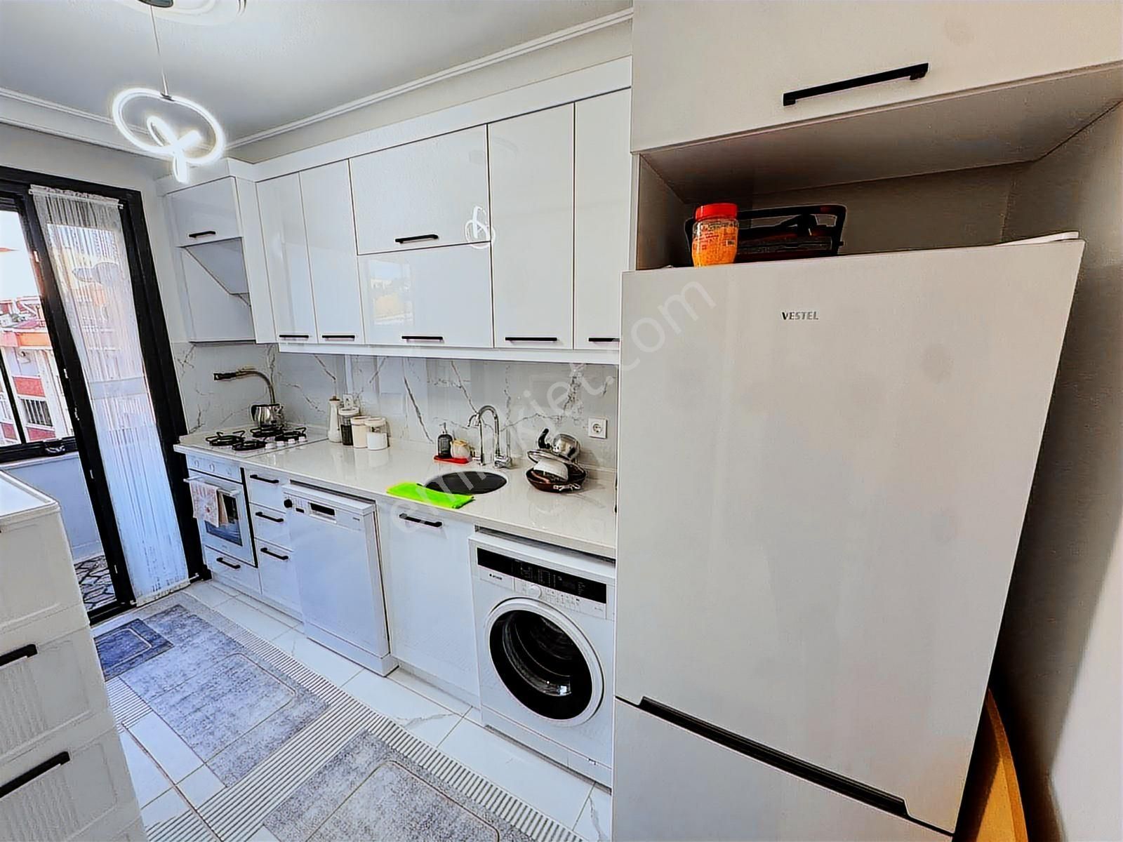 Üç Kardeşler'den Sultançiftliği Mah 2+1 90m² Satılık Lüx 4.kat - Görsel 2