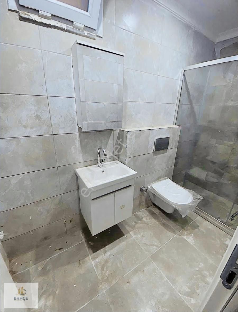 Yenimahallede Kiralık 1+1 Sıfır Bahçe Katı - Görsel 5