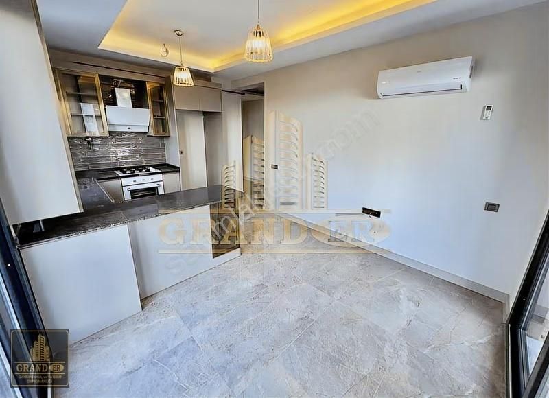 Mezitli Deniz Mah.2+1 Kiralık Daire Havuz,otopark,jenaratör - Görsel 8