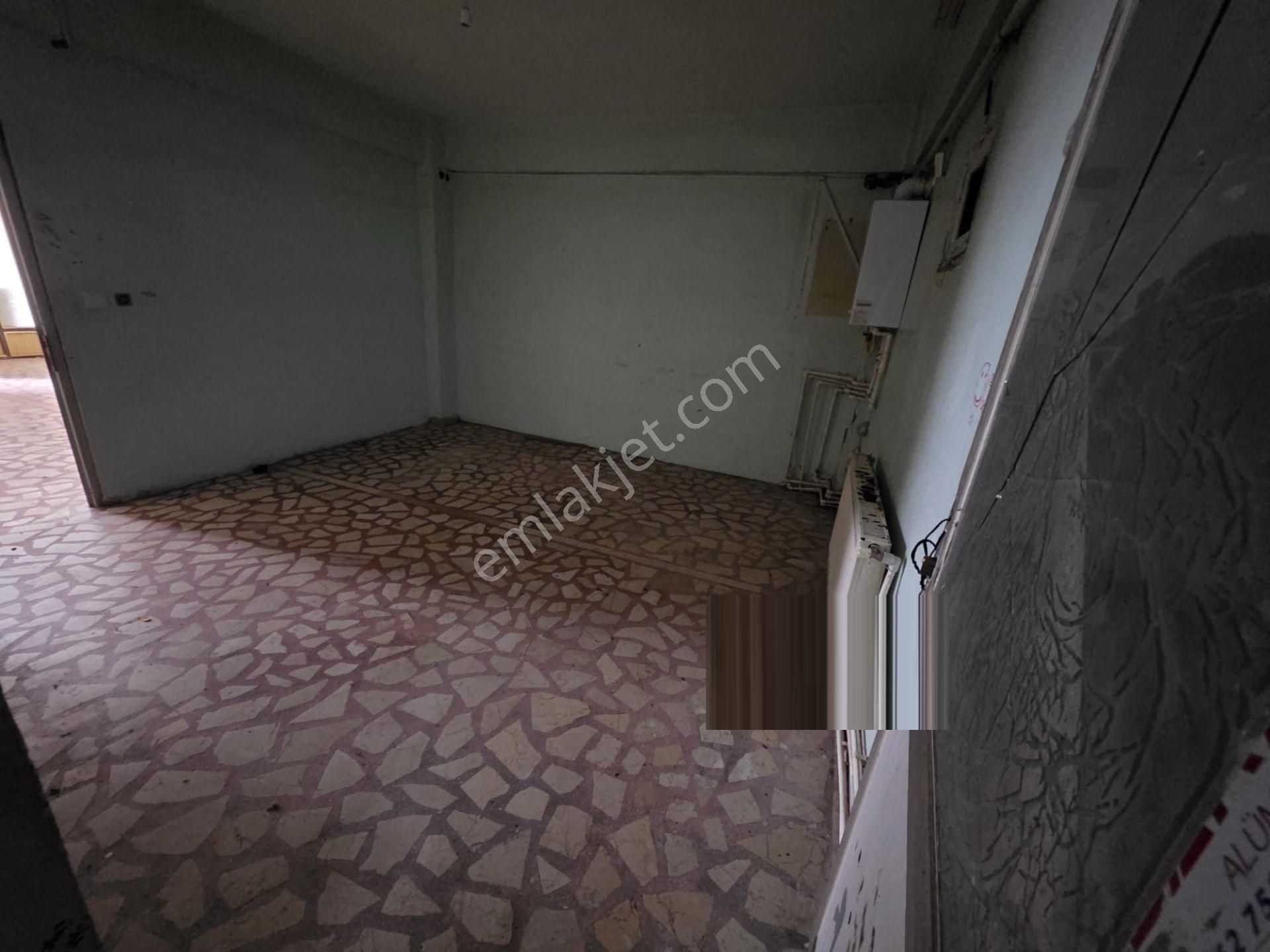 Kiralık Dükkan Depo Pendik Esenyalı Mahallesi - Görsel 5