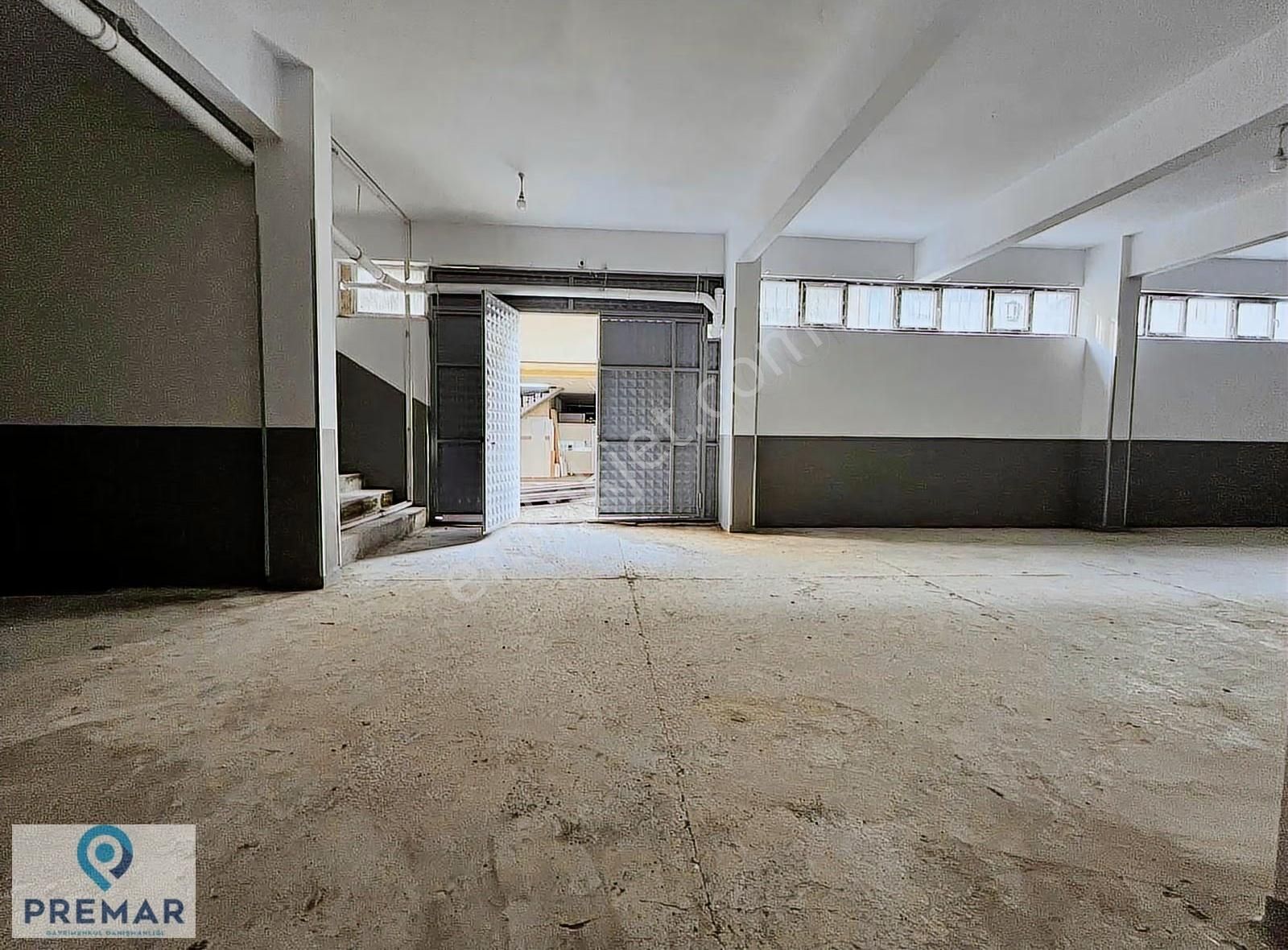 Yenibosna Merkez Beşyol'da Kiralık 585 M2 Net Depolu Dükkan - Görsel 20