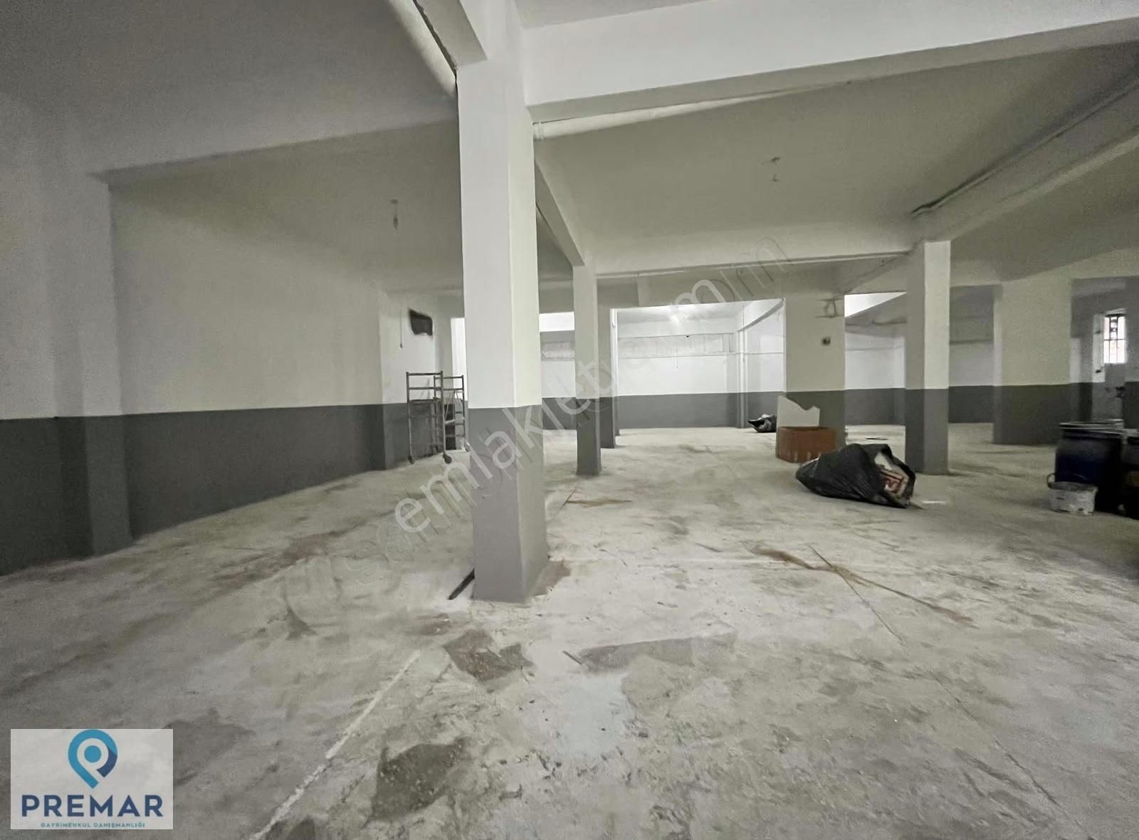 Yenibosna Merkez Beşyol'da Kiralık 585 M2 Net Depolu Dükkan - Görsel 7