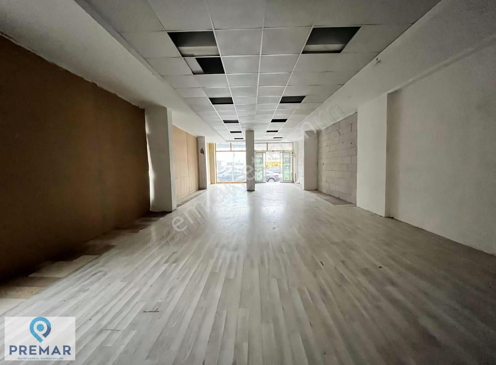 Yenibosna Merkez Beşyol'da Kiralık 585 M2 Net Depolu Dükkan - Görsel 9