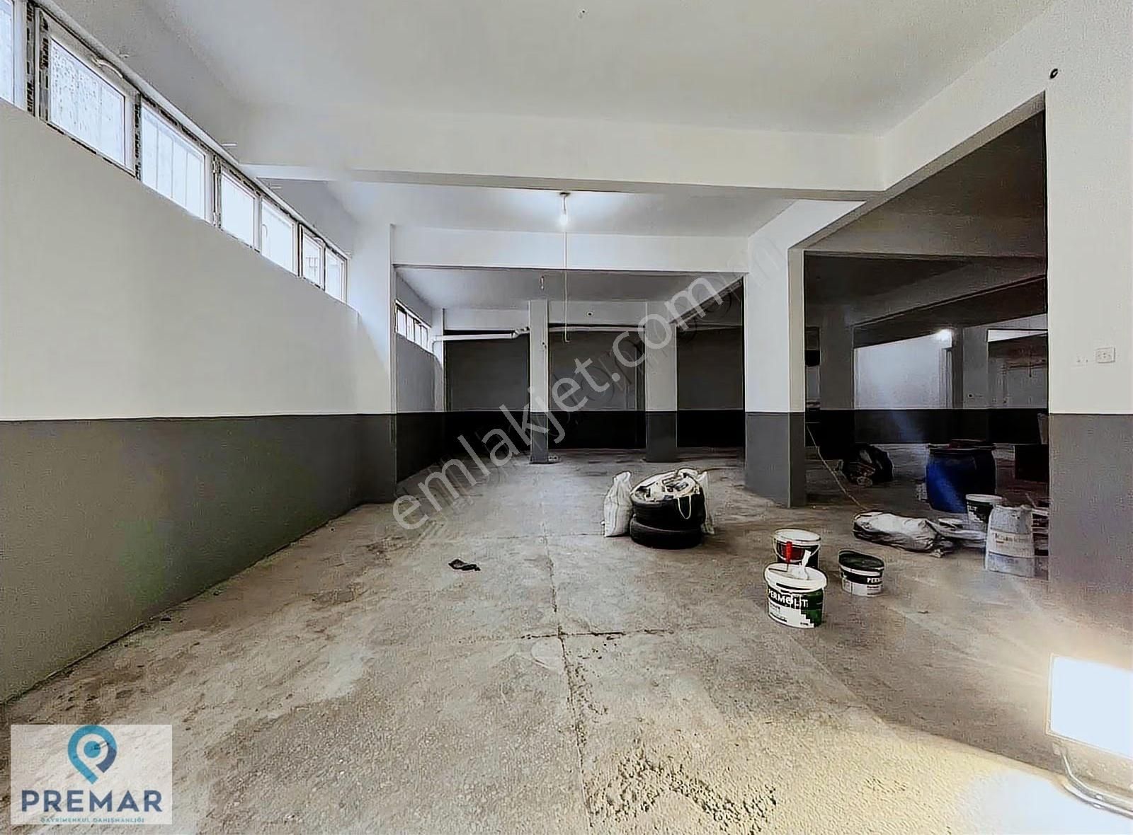 Yenibosna Merkez Beşyol'da Kiralık 585 M2 Net Depolu Dükkan - Görsel 14