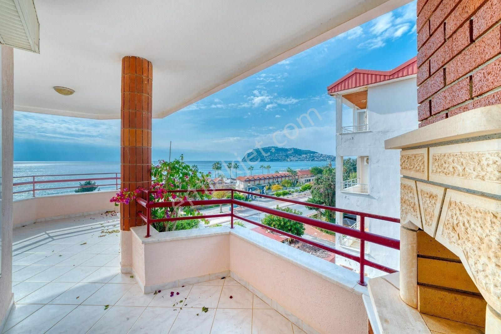 Alanya Oba'da Denize Sıfır Muhteşem Deniz Ve Kale Manzaralı Daire - Görsel 18