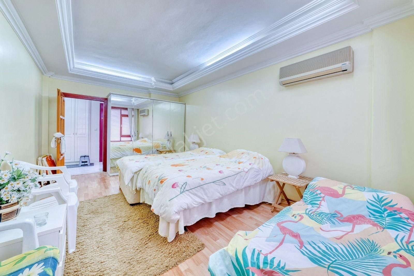 Alanya Oba'da Denize Sıfır Muhteşem Deniz Ve Kale Manzaralı Daire - Görsel 11
