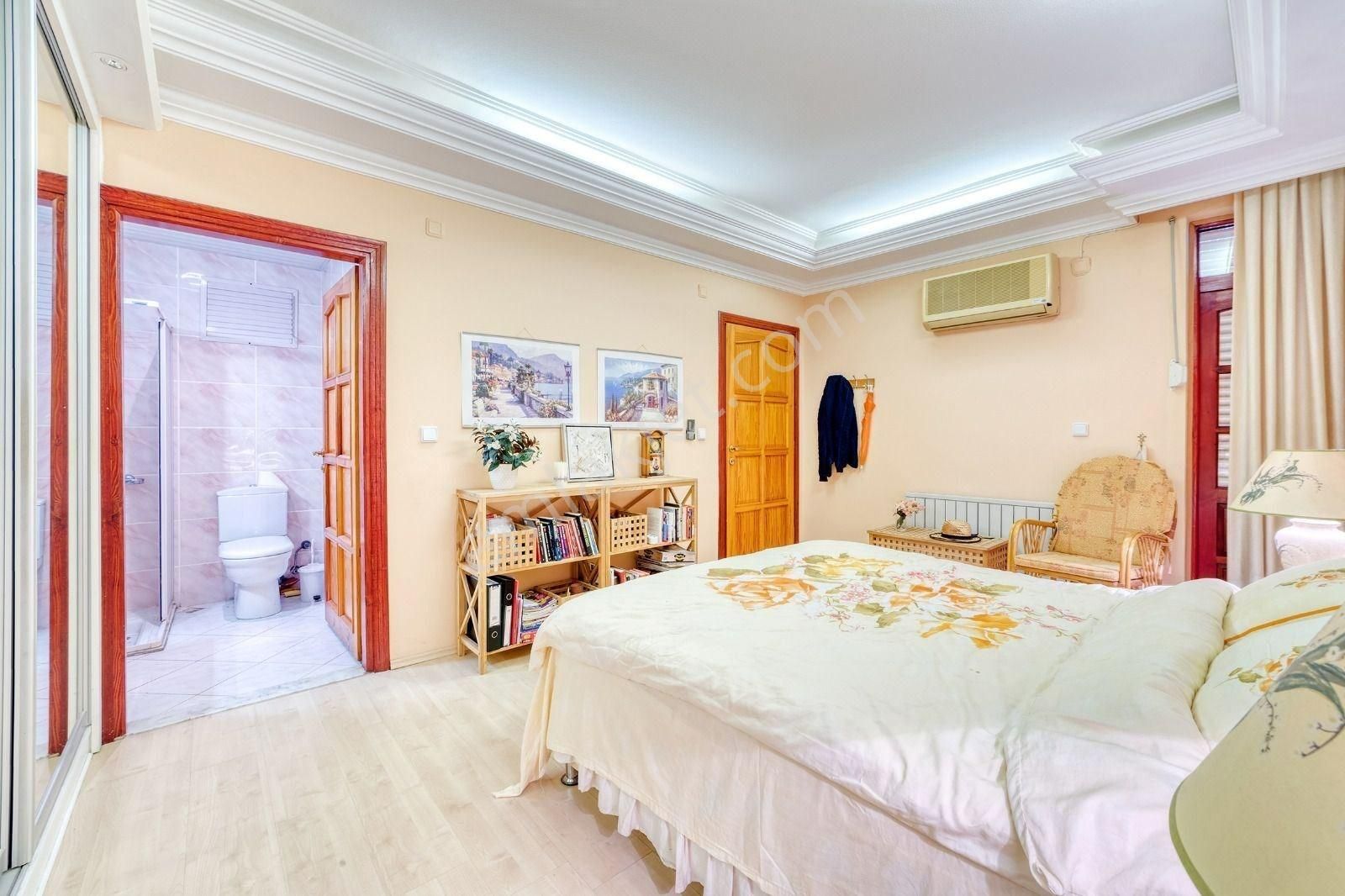 Alanya Oba'da Denize Sıfır Muhteşem Deniz Ve Kale Manzaralı Daire - Görsel 16